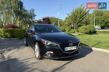 Седан Mazda 3 2014 в Днепре