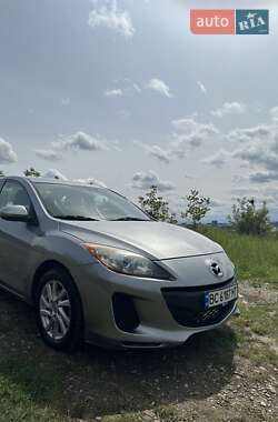 Седан Mazda 3 2011 в Івано-Франківську фото Седан Mazda 3 2011 в Івано-Франківську