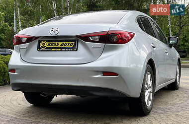 Седан Mazda 3 2016 в 