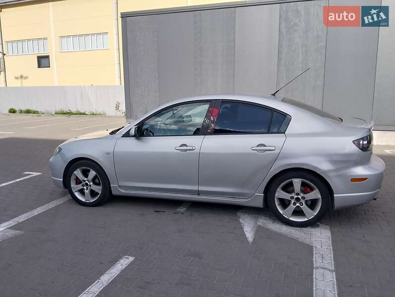 Седан Mazda 3 2005 в Крюковщине