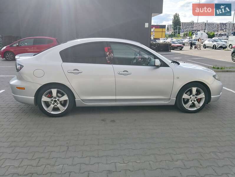 Седан Mazda 3 2005 в Крюковщине