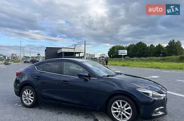 Седан Mazda 3 2016 в 