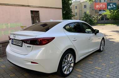 Седан Mazda 3 2017 в 