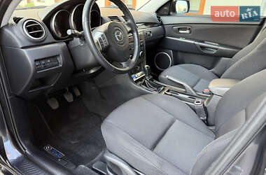 Седан Mazda 3 2006 в 