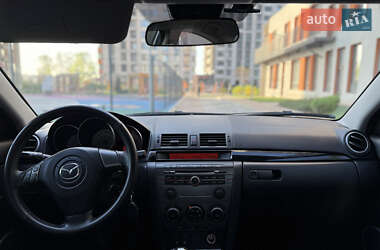 Седан Mazda 3 2006 в 