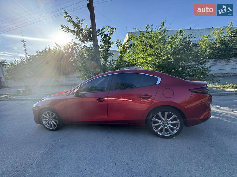 Седан Mazda 3 2019 в Запорожье