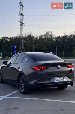Седан Mazda 3 2019 в 