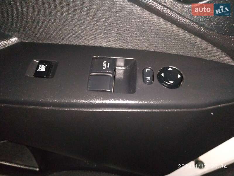 Хэтчбек Mazda 3 2010 в Черкассах