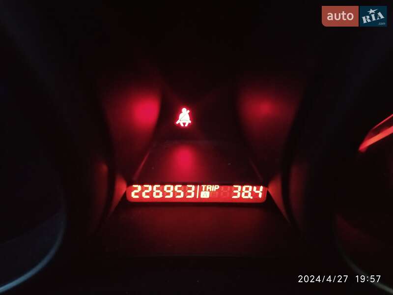 Хэтчбек Mazda 3 2010 в Черкассах