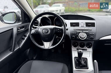 Хетчбек Mazda 3 2010 в 