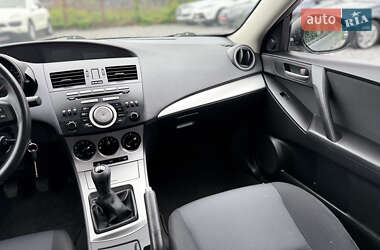 Хетчбек Mazda 3 2010 в 