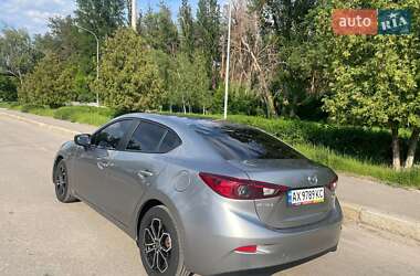 Седан Mazda 3 2016 в 