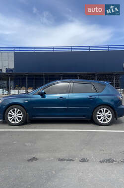 Хэтчбек Mazda 3 2007 в 