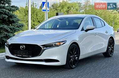 Седан Mazda 3 2019 в Дніпрі