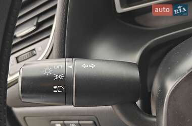 Седан Mazda 3 2014 в 