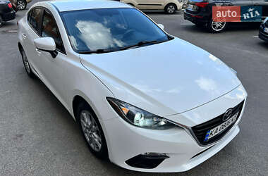 Седан Mazda 3 2015 в Києві