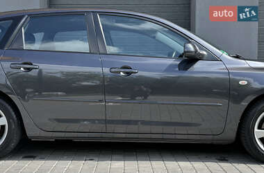 Хэтчбек Mazda 3 2005 в 