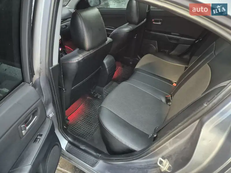 Mazda 3 2004 VIN JMZBK12Z251169108 фото оголошення 3 з 50