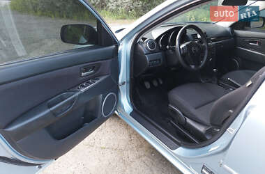 Хэтчбек Mazda 3 2007 в 