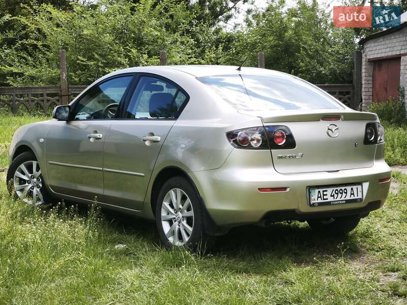 Седан Mazda 3 2007 в Кривому Розі