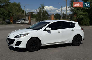 Хэтчбек Mazda 3 2010 в 