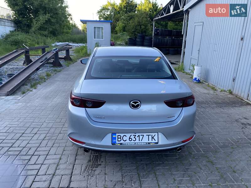 Седан Mazda 3 2019 в Львові