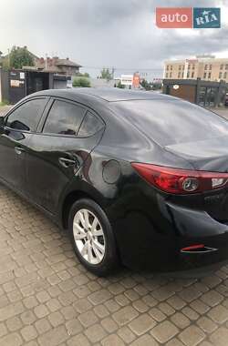 Седан Mazda 3 2015 в Львове