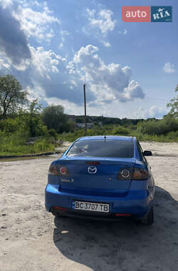Седан Mazda 3 2004 в 