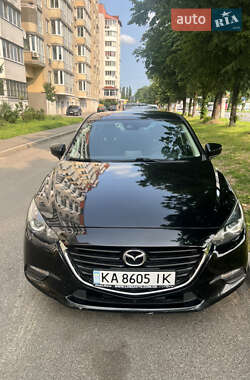 Седан Mazda 3 2018 в Києві