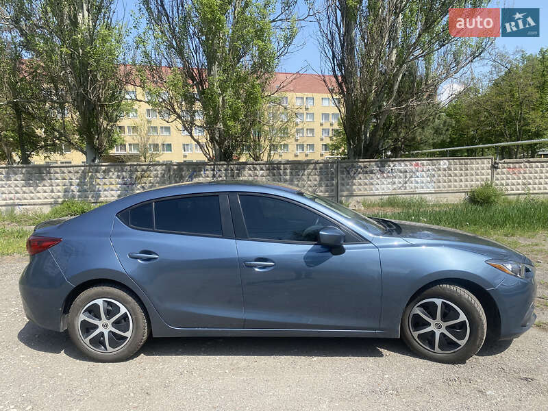 Mazda 3 2016