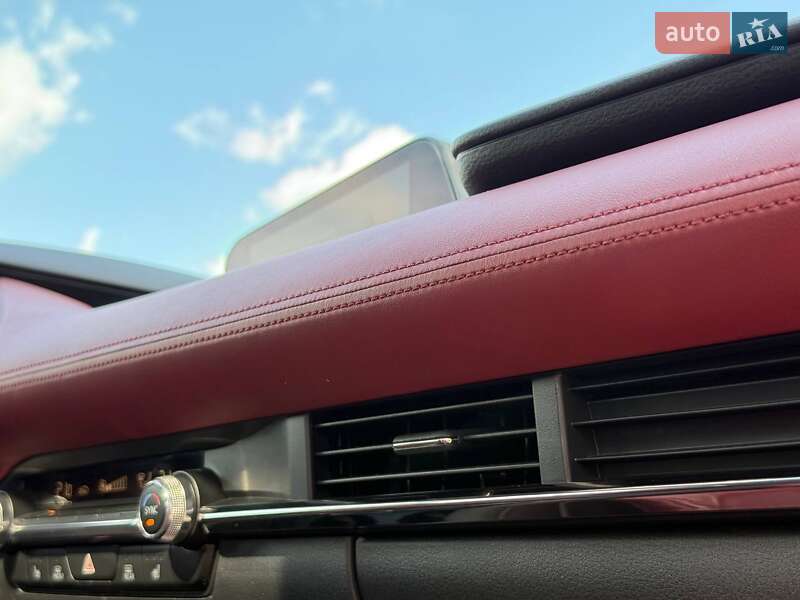 Хетчбек Mazda 3 2020 в Рівному