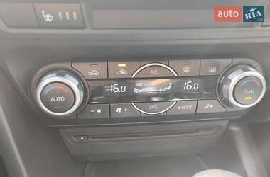 Хэтчбек Mazda 3 2016 в 