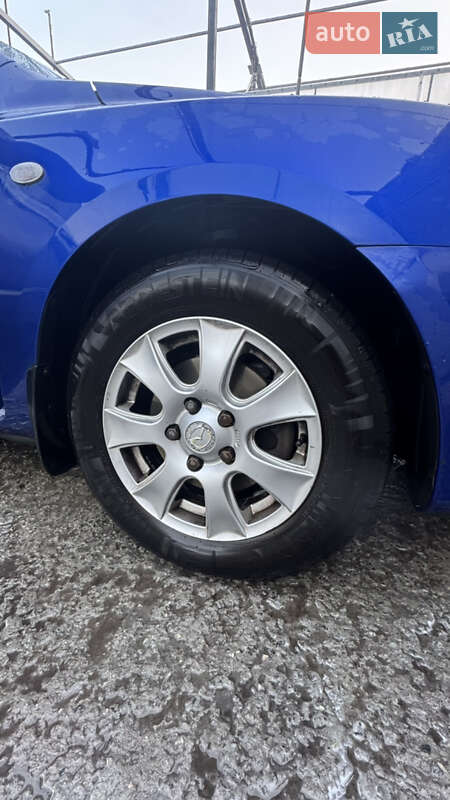Хетчбек Mazda 3 2006 в Дніпрі