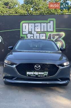 Седан Mazda 3 2023 в 