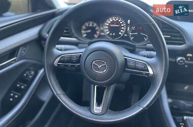 Седан Mazda 3 2023 в 