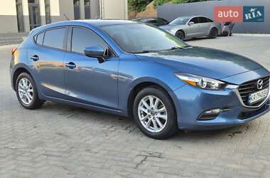 Хэтчбек Mazda 3 2017 в Николаеве