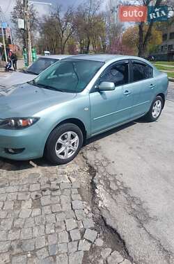 Седан Mazda 3 2004 в Запорожье