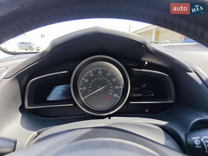 Седан Mazda 3 2017 в Киеве