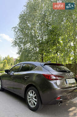 Хэтчбек Mazda 3 2014 в 
