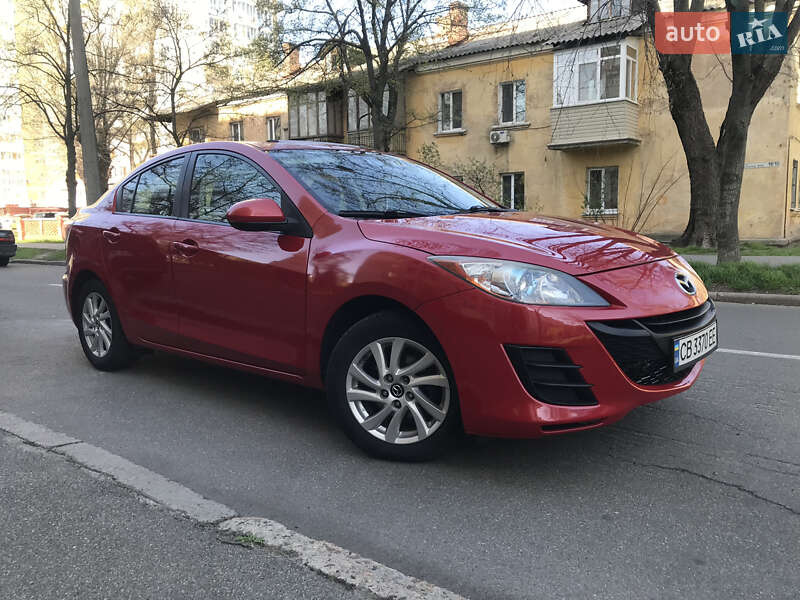 Седан Mazda 3 2013 в Киеве