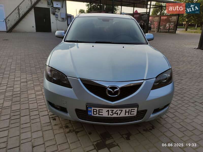 Седан Mazda 3 2007 в Первомайске