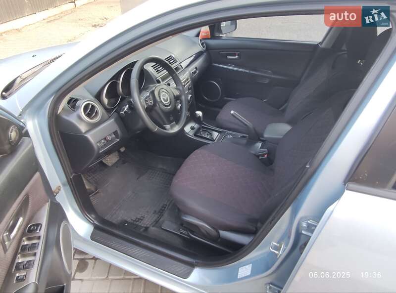 Седан Mazda 3 2007 в Первомайске