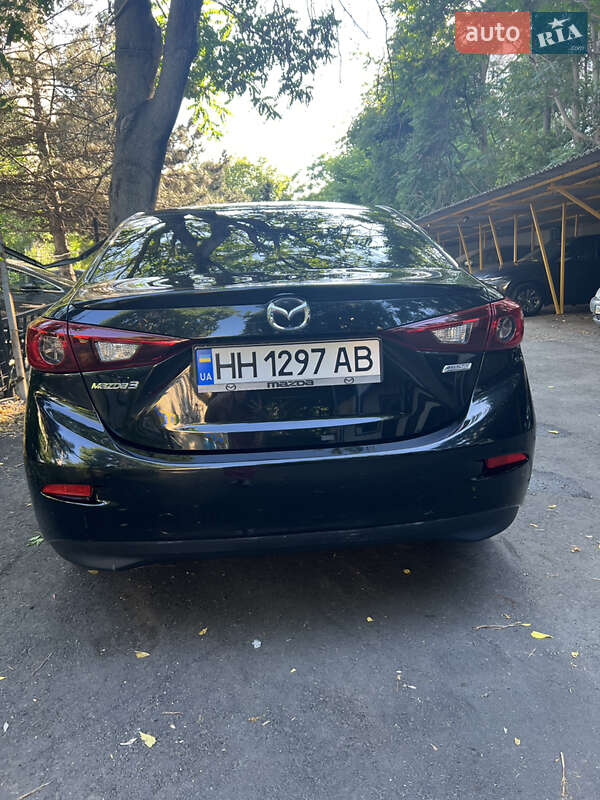 Седан Mazda 3 2014 в Одессе