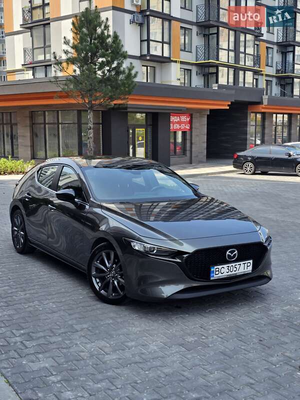 Mazda 3 2019