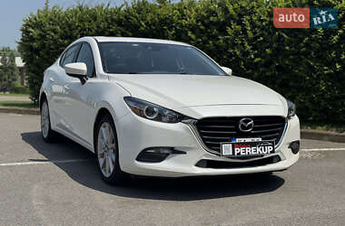 Седан Mazda 3 2017 в Києві