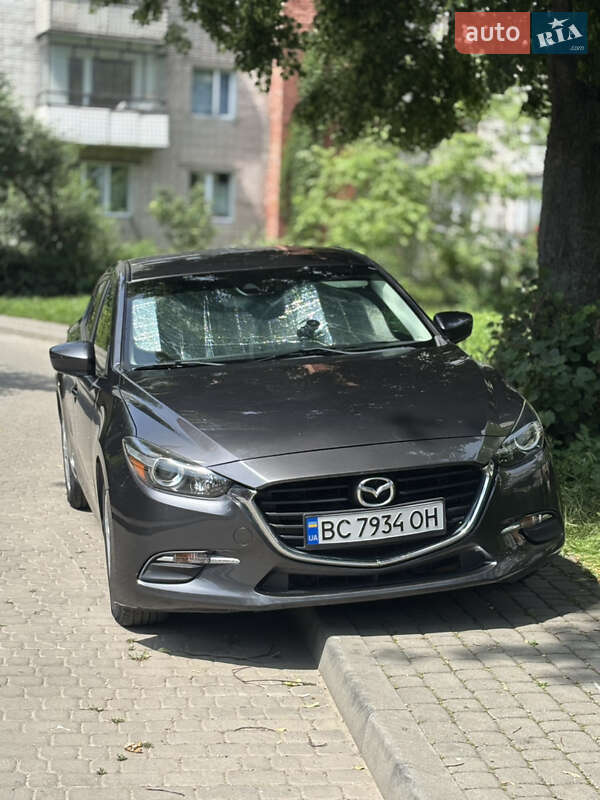 Седан Mazda 3 2017 в Львове