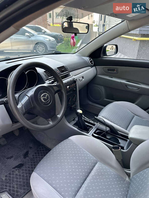 Хетчбек Mazda 3 2003 в Білій Церкві