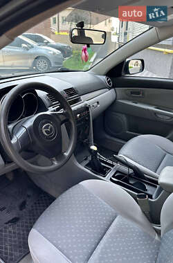 Хэтчбек Mazda 3 2003 в 