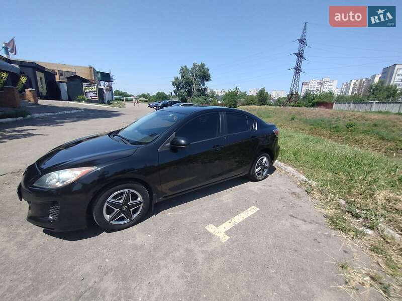 Седан Mazda 3 2012 в Кременчуге