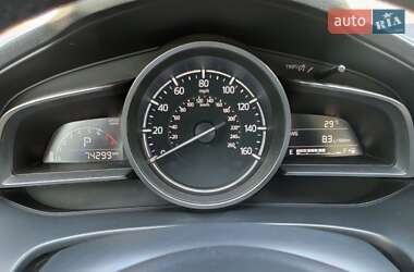 Седан Mazda 3 2016 в 